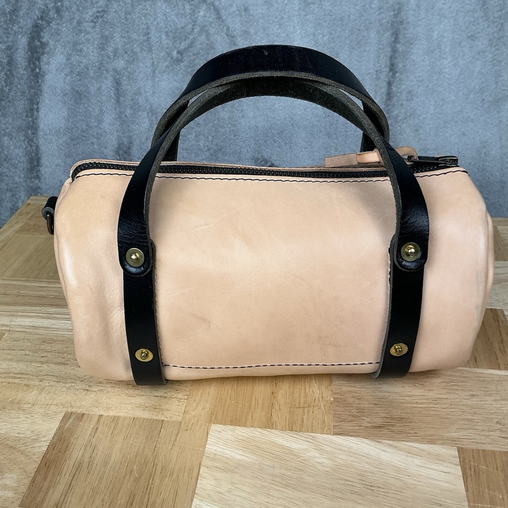 Go Forth Goods Mini Jane Crossbody Bag Natural Veg Tan & Black Strap/Trim Purse - Picture 2 of 16